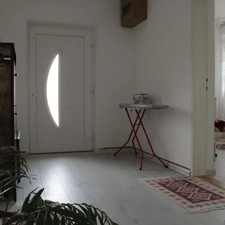 Apartment Zora S Bazenom Sa Slanom Vodom - Nova Sezona!