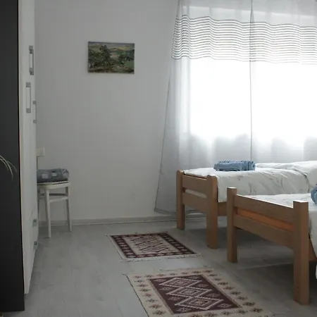 Zora S Bazenom Sa Slanom Vodom - Nova Sezona! *