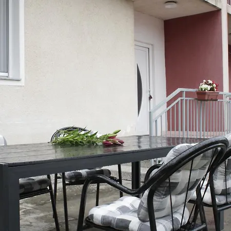 Zora S Bazenom Sa Slanom Vodom - Nova Sezona! Apartment *