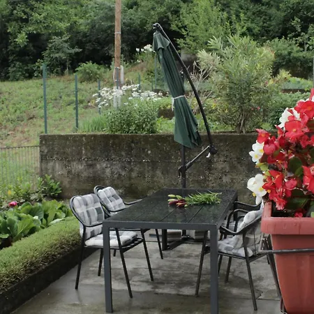 Zora S Bazenom Sa Slanom Vodom - Nova Sezona! شقة موستار