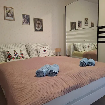 Apartment Zora S Bazenom Sa Slanom Vodom - Nova Sezona! Mostar