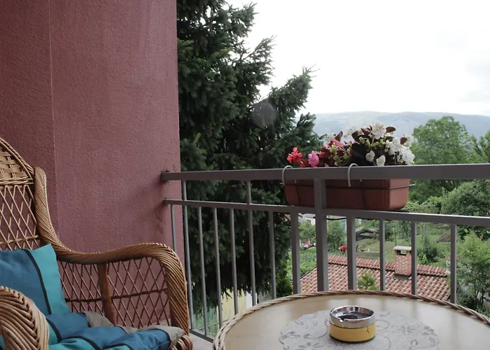 Zora S Bazenom Sa Slanom Vodom - Nova Sezona! Mostar