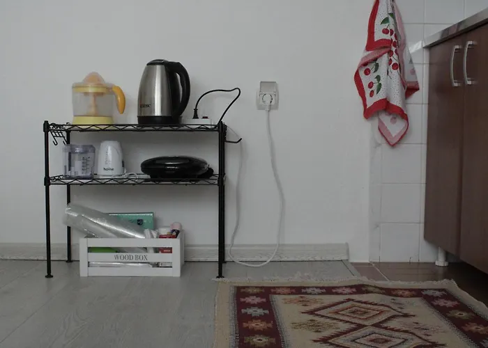 Zora S Bazenom Sa Slanom Vodom - Nova Sezona! * Mostar