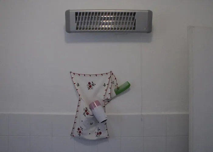 Zora S Bazenom Sa Slanom Vodom - Nova Sezona! * Mostar