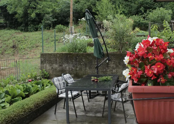 Zora S Bazenom Sa Slanom Vodom - Nova Sezona! Apartamento Mostar