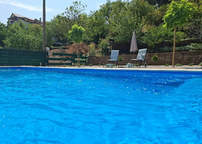 Zora S Bazenom Sa Slanom Vodom - Nova Sezona! Apartamento