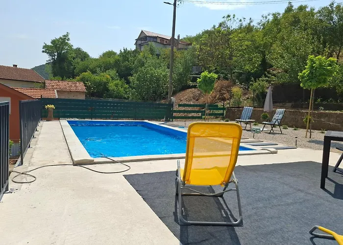 Zora S Bazenom Sa Slanom Vodom - Nova Sezona! Mostar